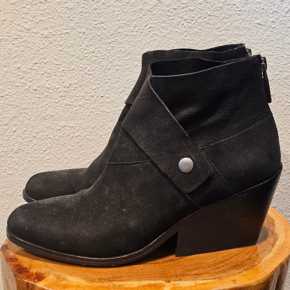 Eileen Fisher Shoes - Eileen Fisher Womens 7 Black Leather Wrap Tag Ankle Boots Wedge Heel Back Zip